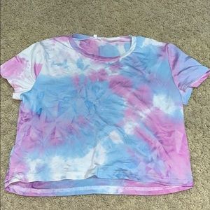 tie-dye crop top